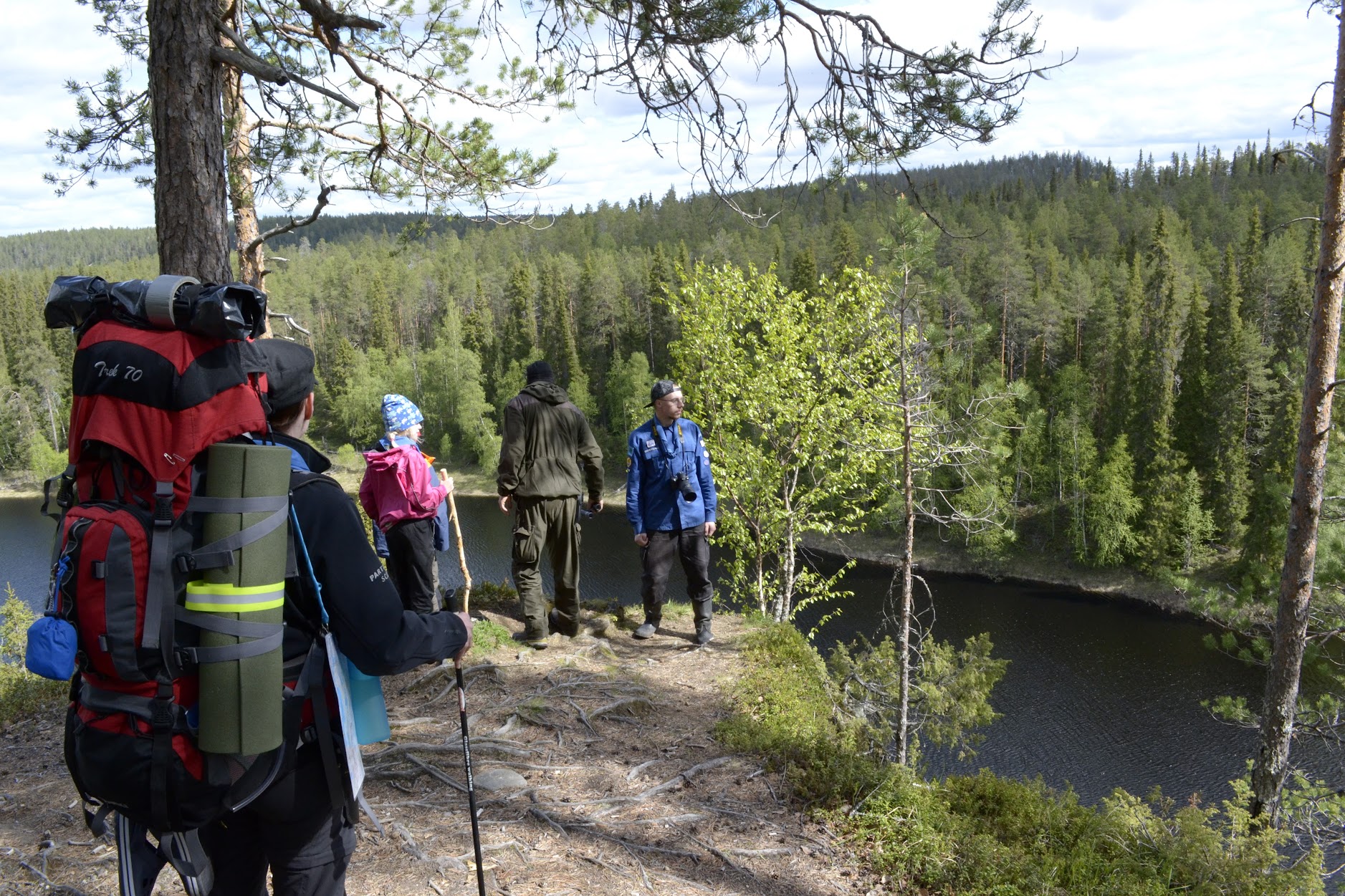 Maisemien ihailua Karhunkierroksella 2015